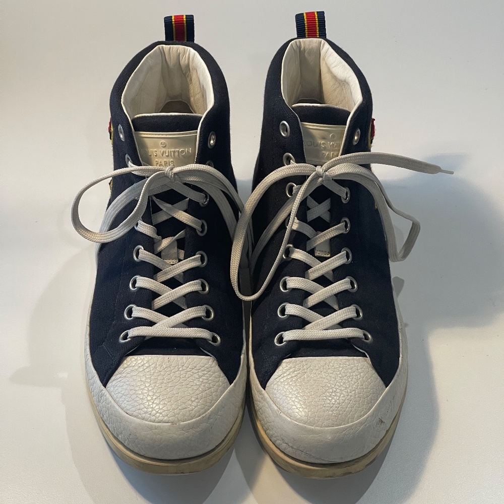 Louis Vuitton Men's Suede / Leather High–Top Sneakers Size 8.5 / 10 U.S. - Picture 3 of 10